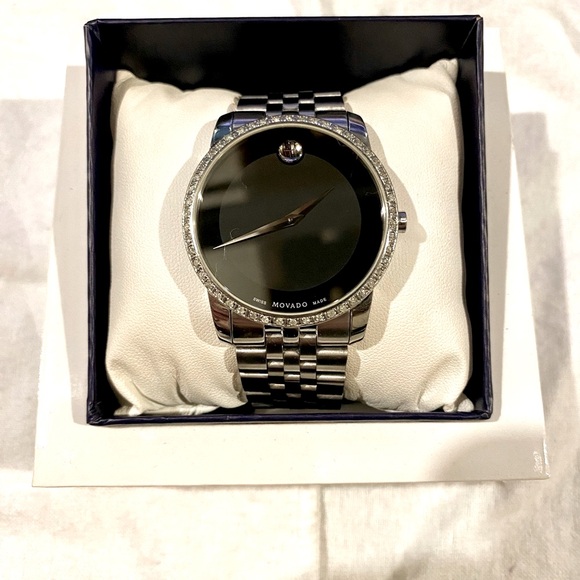 NEEDS BATTERY! Men’s Movado 1 Ct. Diamond Bezel Museum 40mm Watch - Picture 6 of 15